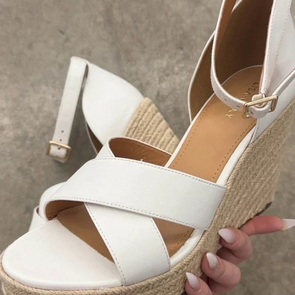 Women's White Wedge Sandals - Picture 4 of 5